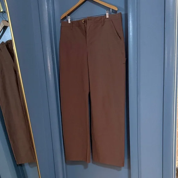 Vuori Women's Wide Leg Pants in Chocolate Brown - Picture 2 of 12